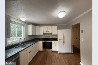 3852 Beech Down Drive, Chantilly, VA 20151 - Photo 12