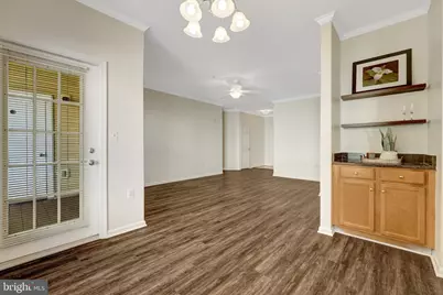 1511 N Point Drive #201, Reston, VA 20194 - Photo 12