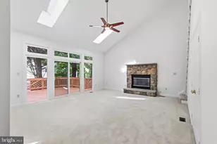 10160 Palmer Dr, Oakton, VA 22124 - Photo 18
