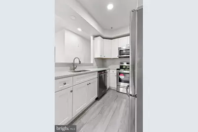 1318 Garden Wall Circle, Reston, VA 20194 - Photo 8