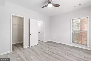 1318 Garden Wall Cir, Reston, VA 20194 - Photo 16