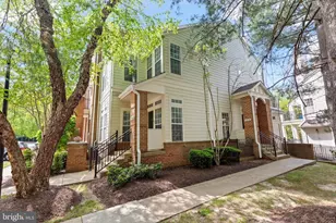1318 Garden Wall Cir, Reston, VA 20194 - Photo 22