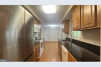 5726 Oak Fern Court, Burke, VA 22015 - Photo 8