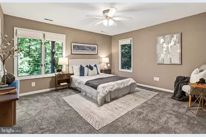 12500 N Lake Court, Fairfax, VA 22033 - Photo 32