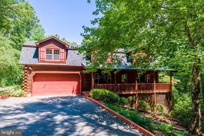 10898 Woodleaf Lane, Great Falls, VA 22066 - Photo 2