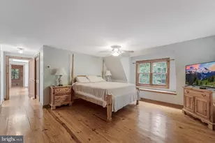 10898 Woodleaf Ln, Great Falls, VA 22066 - Photo 36
