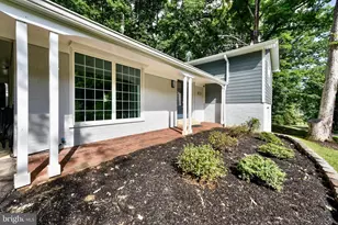 5012 Dodson Dr, Annandale, VA 22003 - Photo 4