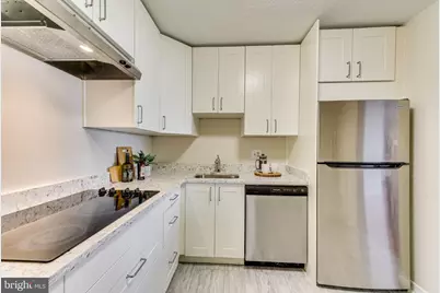 8370 Greensboro Drive #516, McLean, VA 22102 - Photo 8