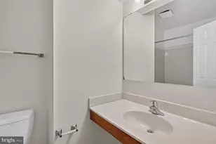 6548 Bermuda Green Ct, Alexandria, VA 22312 - Photo 18