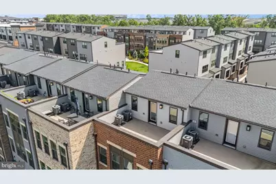 12994 Hattontown Square, Herndon, VA 20171 - Photo 58