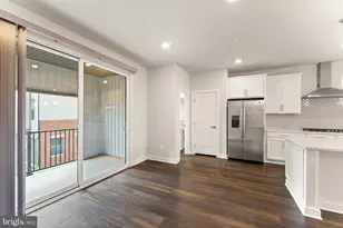12994 Hattontown Square, Herndon, VA 20171 - Photo 24