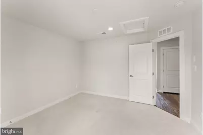 12994 Hattontown Square, Herndon, VA 20171 - Photo 48