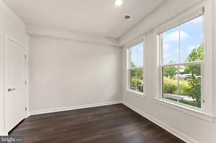 12994 Hattontown Square, Herndon, VA 20171 - Photo 6