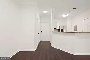 1704 Lake Shore Crest Dr, Reston, VA 20190 - Photo 6