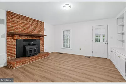6401 Wolf Run Hunt, Fairfax Station, VA 22039 - Photo 10