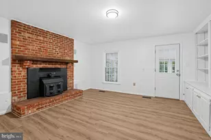 6401 Wolf Run Hunt, Fairfax Station, VA 22039 - Photo 10