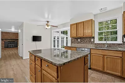 6401 Wolf Run Hunt, Fairfax Station, VA 22039 - Photo 12