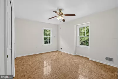 6401 Wolf Run Hunt, Fairfax Station, VA 22039 - Photo 24