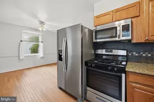 2918 Monroe Pl, Falls Church, VA 22042 - Photo 10