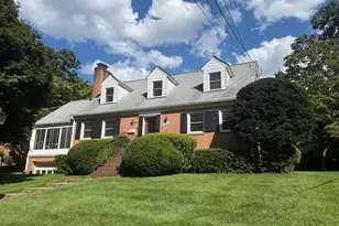 4035 N Stuart St, Arlington, VA 22207 - Photo 1