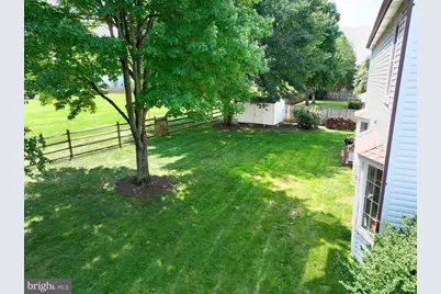 5221 Belle Plains Drive, Centreville, VA 20120 - Photo 8
