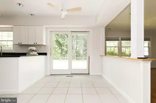 12824 Mt Royal Ln, Fairfax, VA 22033 - Photo 18