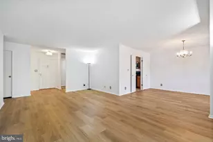 5902 Mt Eagle Dr, Alexandria, VA 22303 - Photo 8