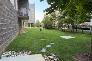 2726 Gallows Rd, Vienna, VA 22180 - Photo 38