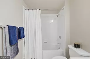 2726 Gallows Rd, Vienna, VA 22180 - Photo 18