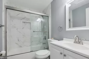 1679 Fieldthorn Dr, Reston, VA 20194 - Photo 12