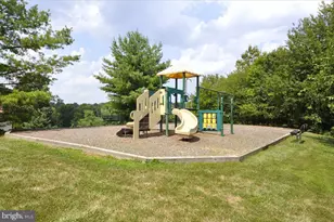 3800 Ridge Knoll Ct, Fairfax, VA 22033 - Photo 30