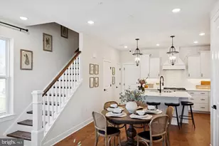 4851 Bauhaus Sq, Chantilly, VA 20151 - Photo 6