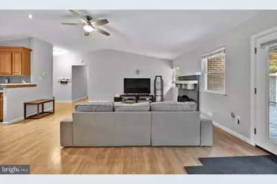 1002 Charlton Place, Herndon, VA 20170 - Photo 12