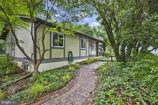 1002 Charlton Pl, Herndon, VA 20170 - Photo 56