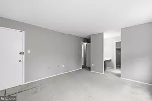 7709 Lexton Pl, Springfield, VA 22152 - Photo 12