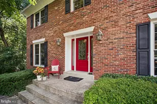 2302 Concert Ct, Vienna, VA 22181 - Photo 6
