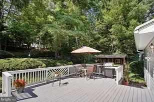 2302 Concert Ct, Vienna, VA 22181 - Photo 4