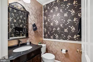 2302 Concert Ct, Vienna, VA 22181 - Photo 22