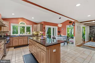 8715 Shadowlake Way, Springfield, VA 22153 - Photo 14