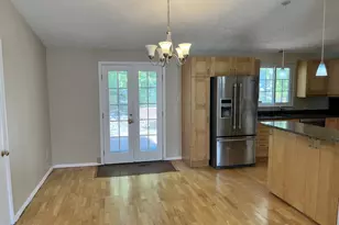 8058 Winding Way Ct, Springfield, VA 22153 - Photo 6