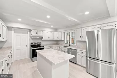 405 Colin Lane NW, Vienna, VA 22180 - Photo 20