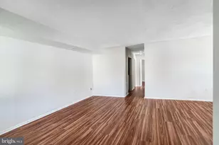 4139 Meadowland Ct, Chantilly, VA 20151 - Photo 4