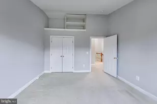 8026 Kidwell Town Ct, Vienna, VA 22182 - Photo 12