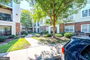 12925 Centre Park Cir, Herndon, VA 20171 - Photo 1