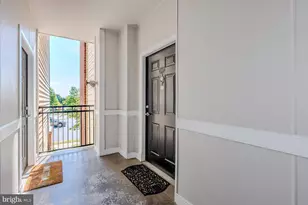 12925 Centre Park Cir, Herndon, VA 20171 - Photo 2