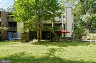 2021 Winged Foot Ct, Reston, VA 20191 - Photo 2