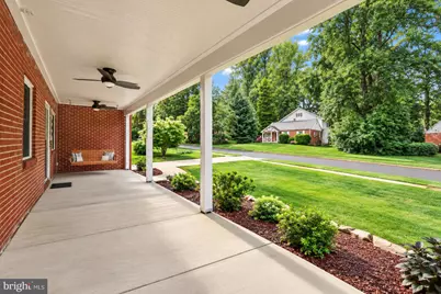 7609 Burnside Court, Falls Church, VA 22043 - Photo 4