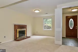 9531 Old Creek Dr, Fairfax, VA 22032 - Photo 12