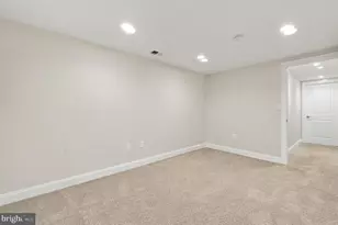 11231 Hunting Horn Ln, Reston, VA 20191 - Photo 48