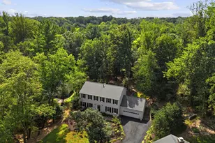 11231 Hunting Horn Ln, Reston, VA 20191 - Photo 4